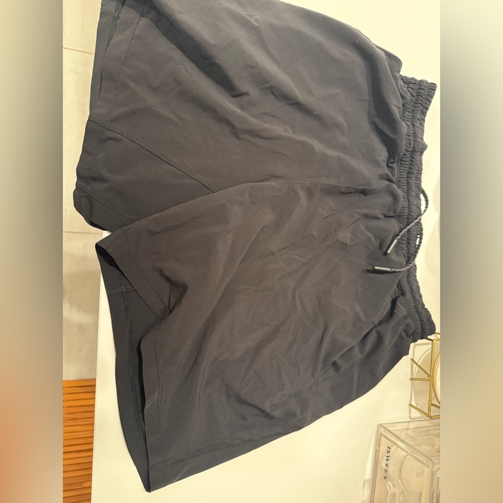 Lululemon pace breaker linerless - 7inch - black